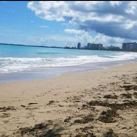 Beach Front Apt Isla Verde 3 San Juan Room photo