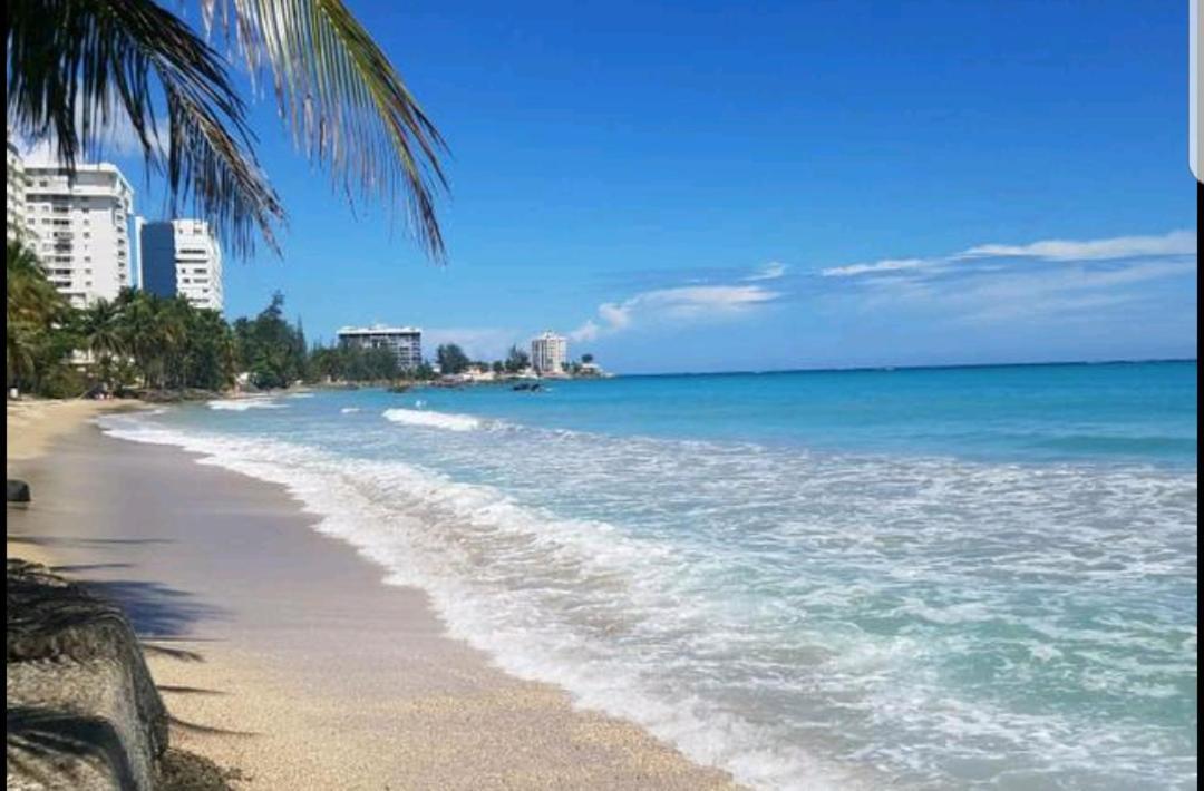 Beach Front Apt Isla Verde 3 San Juan Room photo